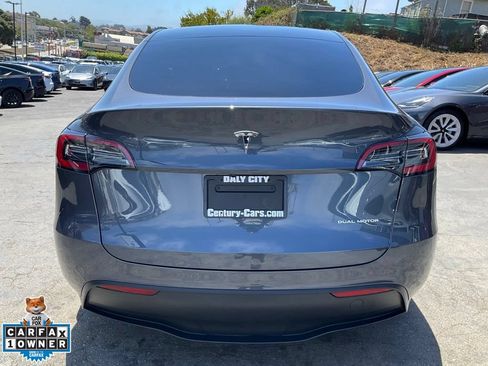 Used 2023 Tesla Model Y Long Range AWD/4WD image 4