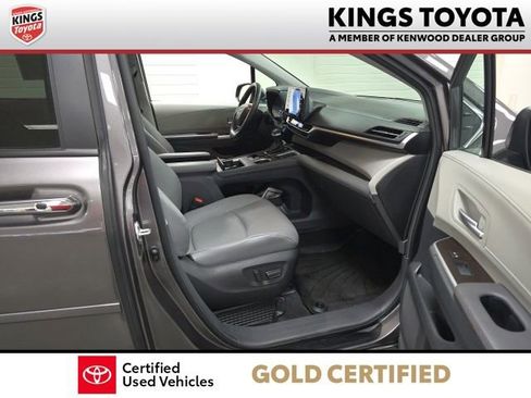 Certified 2024 Toyota Sienna XLE AWD/4WD image 6