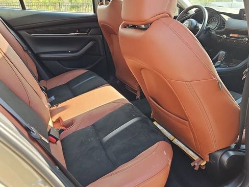 Used 2024 MAZDA MAZDA3 s image 15