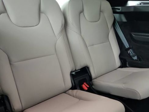 Certified 2026 Volvo XC90 B6 Plus w/ Protection Package Premier AWD/4WD image 34