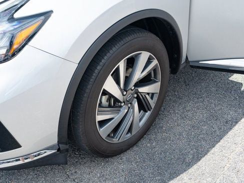 Used 2023 Nissan Murano SL w/ SL Moonroof Package FWD image 11