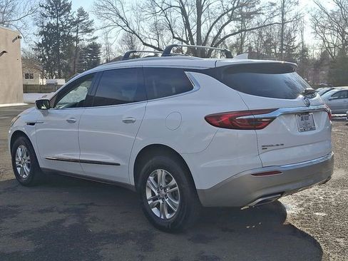 Used 2021 Buick Enclave Essence w/ Sound and Sites Package image 7