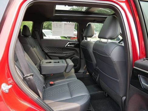 Used 2025 Mitsubishi Outlander SEL Black Edition AWD/4WD image 9