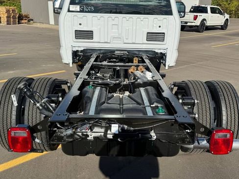 New 2026 Ford F550 4x4 Regular Cab Super Duty image 10