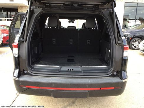 Used 2022 Lincoln Navigator L Reserve AWD/4WD image 18