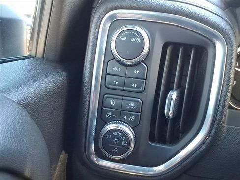 Used 2023 GMC Sierra 2500 Denali image 24