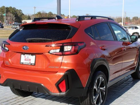 Certified 2024 Subaru Crosstrek 2.0i Premium image 5