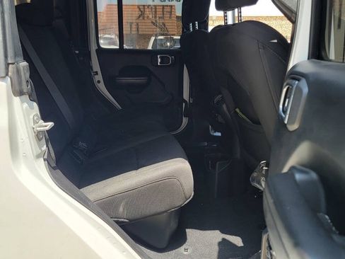 Used 2020 Jeep Gladiator Sport w/ Quick Order Package 24S AWD/4WD image 19