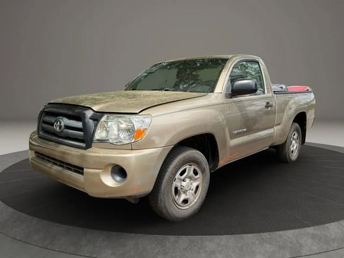 Used 2005 Toyota Tacoma 2WD Regular Cab image 1