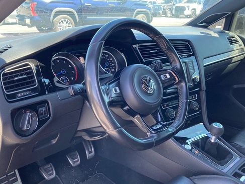 Used 2016 Volkswagen Golf R 4-Door image 9