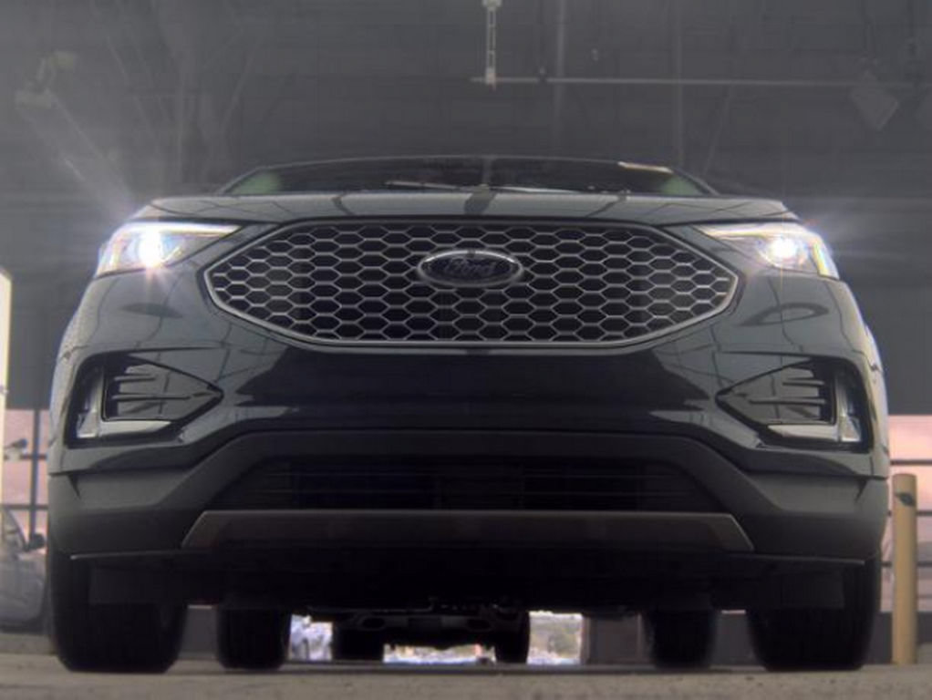 Used 2024 Ford Edge SEL w/ Convenience Package AWD/4WD image 4