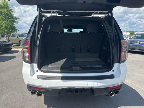 Used 2024 Chevrolet Tahoe Premier RWD image 25