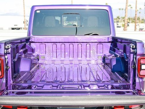 New 2026 Jeep Gladiator Mojave image 28