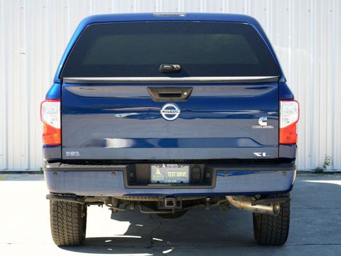 Used 2016 Nissan Titan SL image 48