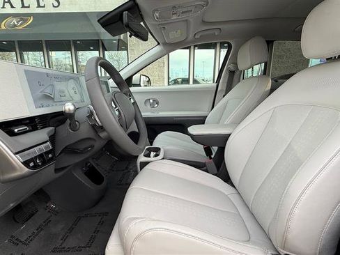 Used 2024 Hyundai Ioniq 5 Limited image 11
