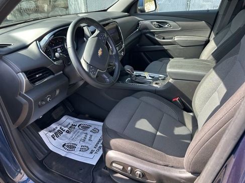 Used 2023 Chevrolet Traverse LT AWD/4WD image 13