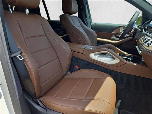 Certified 2026 Mercedes-Benz GLS 450 4MATIC image 22