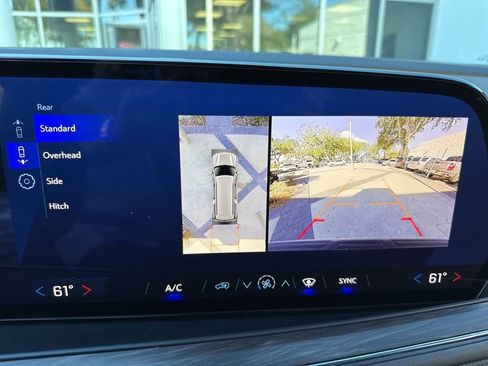 Used 2025 Chevrolet Suburban LS image 28