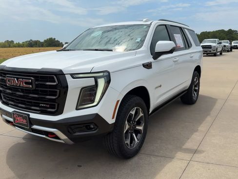 Used 2025 GMC Yukon AT4 Ultimate AWD/4WD image 5