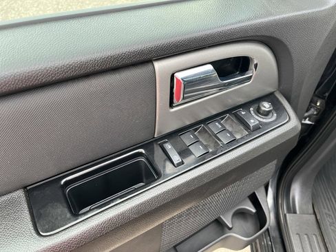 Used 2013 Ford Expedition EL Limited image 22
