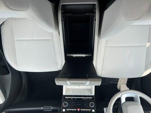 New 2026 Hyundai Santa Fe SE FWD image 51