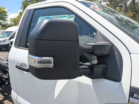 New 2025 Ford F350 XL AWD/4WD image 12