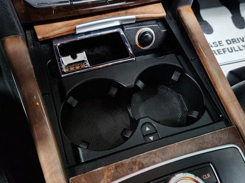 Used 2013 Mercedes-Benz E 350 E 350 4MATIC Wagon 4D image 40