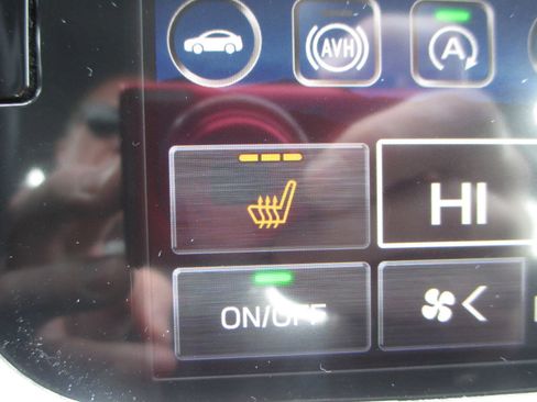 Used 2025 Subaru Legacy Premium image 21