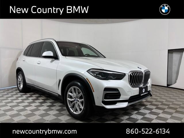 Used 2023 BMW X5 xDrive40i w/ Parking Assistance Package AWD/4WD image 1