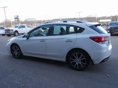 Used 2017 Subaru Impreza 2.0i Limited w/ Moonroof/BSD & Rcta/Eyesight image 9
