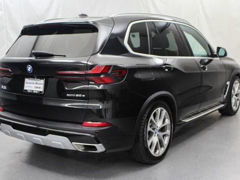 Used 2025 BMW X5 xDrive50e AWD/4WD image 12