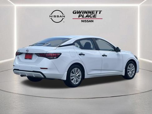 Used 2024 Nissan Sentra S FWD image 22