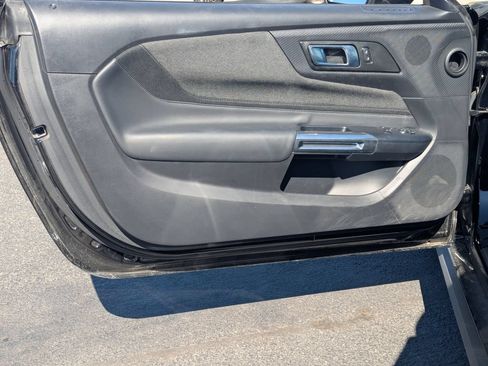 Used 2025 Ford Mustang Coupe RWD image 29