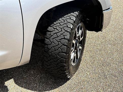 Used 2021 Toyota Tundra Limited w/ Limited Premium Package AWD/4WD image 51
