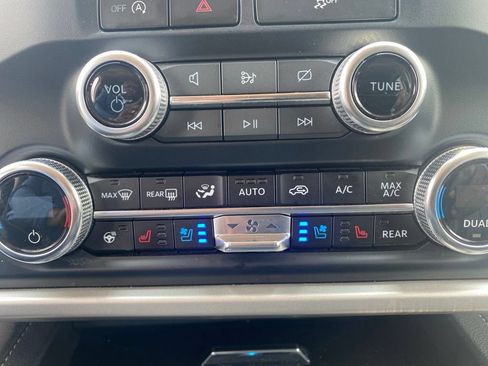 Used 2024 Ford Expedition Max XLT RWD image 16