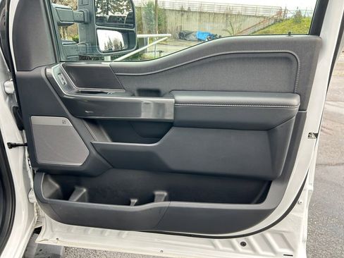 Used 2023 Ford F150 Lariat w/ Equipment Group 502A High image 25