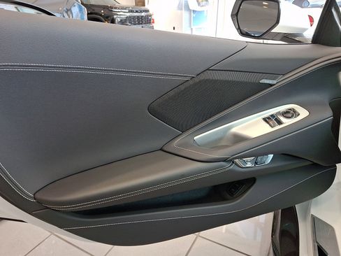 Used 2024 Chevrolet Corvette Z06 w/ Z07 Performance Package image 10