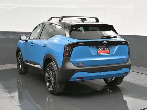 Used 2025 Nissan Kicks SR w/ SR Premium Package image 10