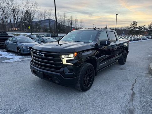 Used 2025 Chevrolet Silverado 1500 High Country w/ Midnight Edition image 36