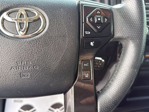 Used 2021 Toyota 4Runner Venture w/ Moonroof Package AWD/4WD image 15