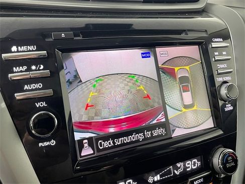 Used 2020 Nissan Murano SL w/ Moonroof Package image 9