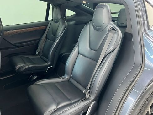 Used 2019 Tesla Model X Long Range AWD/4WD image 13