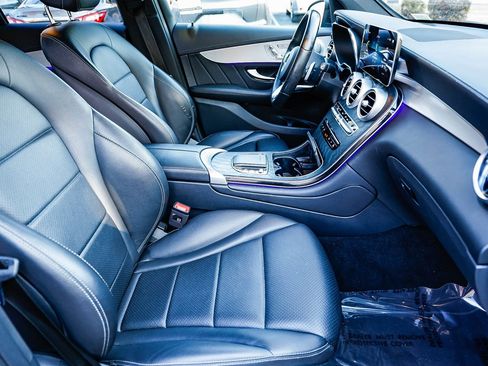 Used 2023 Mercedes-Benz GLC 300 4MATIC Coupe image 17