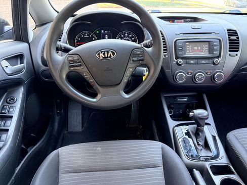 Used 2017 Kia Forte LX w/ LX Popular Package FWD image 13