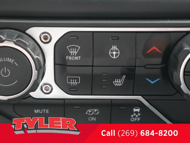 Certified 2023 Jeep Wrangler Unlimited Rubicon 392 w/ Trailer Tow Package AWD/4WD image 31