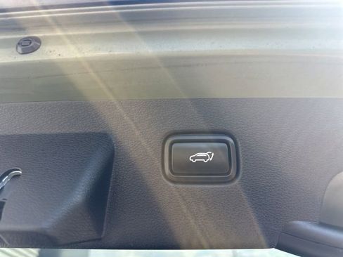 Used 2023 Kia Sportage X-Line w/ X-Line Premium Package AWD/4WD image 18