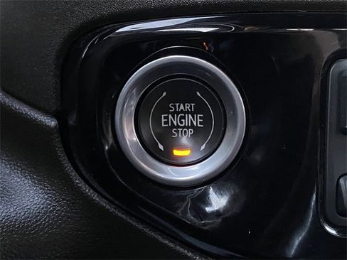 Used 2022 GMC Sierra 1500 SLT w/ SLT Premium Plus Package image 15