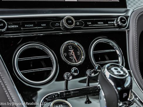 Used 2023 Bentley Continental GT V8 image 49