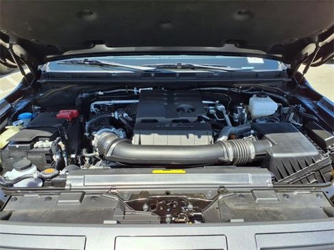 New 2025 Nissan Frontier SV w/ Tow Package image 20