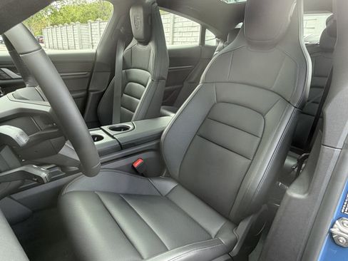 New 2026 Porsche Taycan image 5